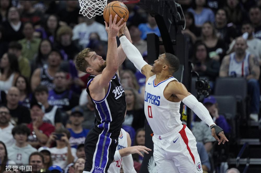 记者：墨西哥老虎考虑1500-2000万美元报价马竞前锋科雷亚.