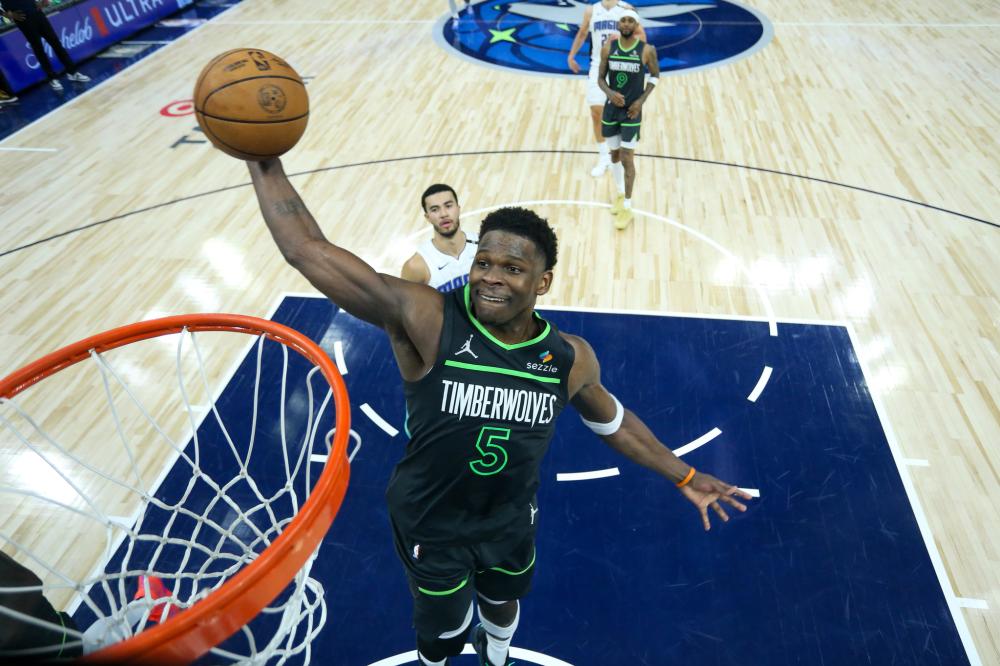 年费50万美金的川普高尔夫俱乐部，正在决定世界未来5年的走向.