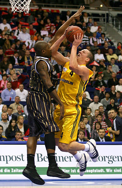 巴萨被曝曾 巴萨被曝曾