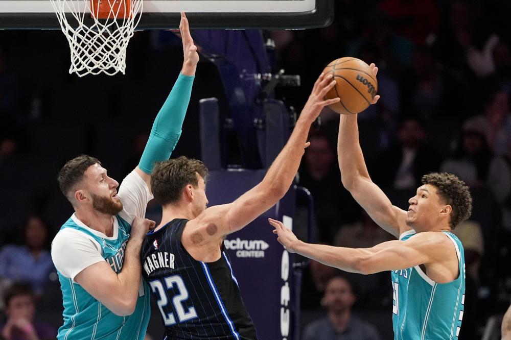 的进攻和防 的进攻和防